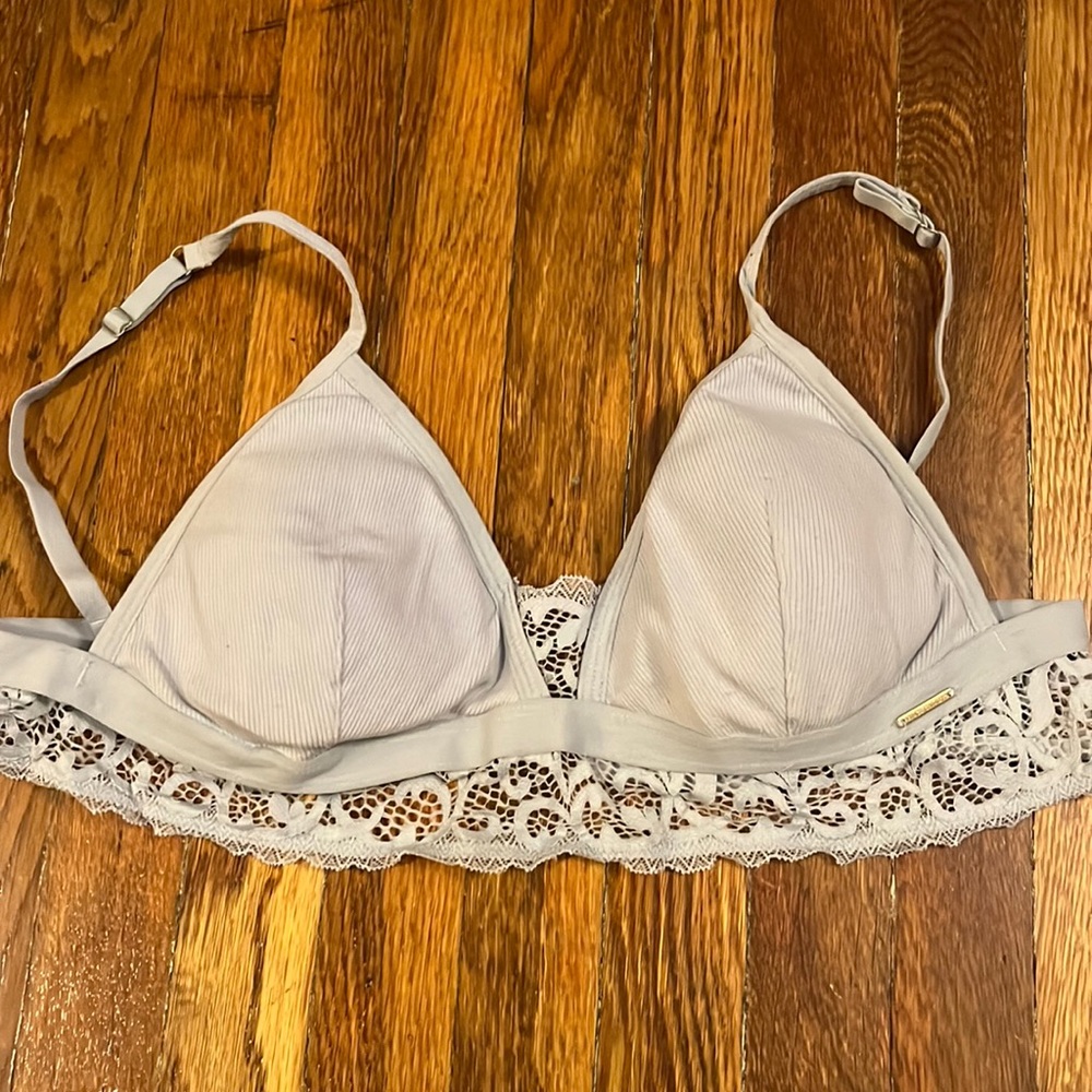 Vince Camuto bra